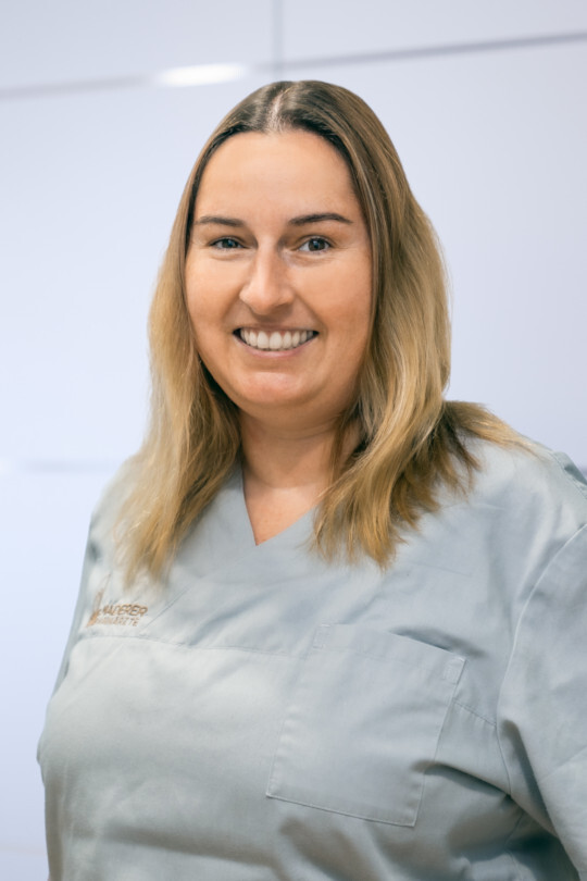 Tanja Kronschnabl, Zahnmedizinische Fachangestellte, Kinderprophylaxe, professionelle Zahnreinigung